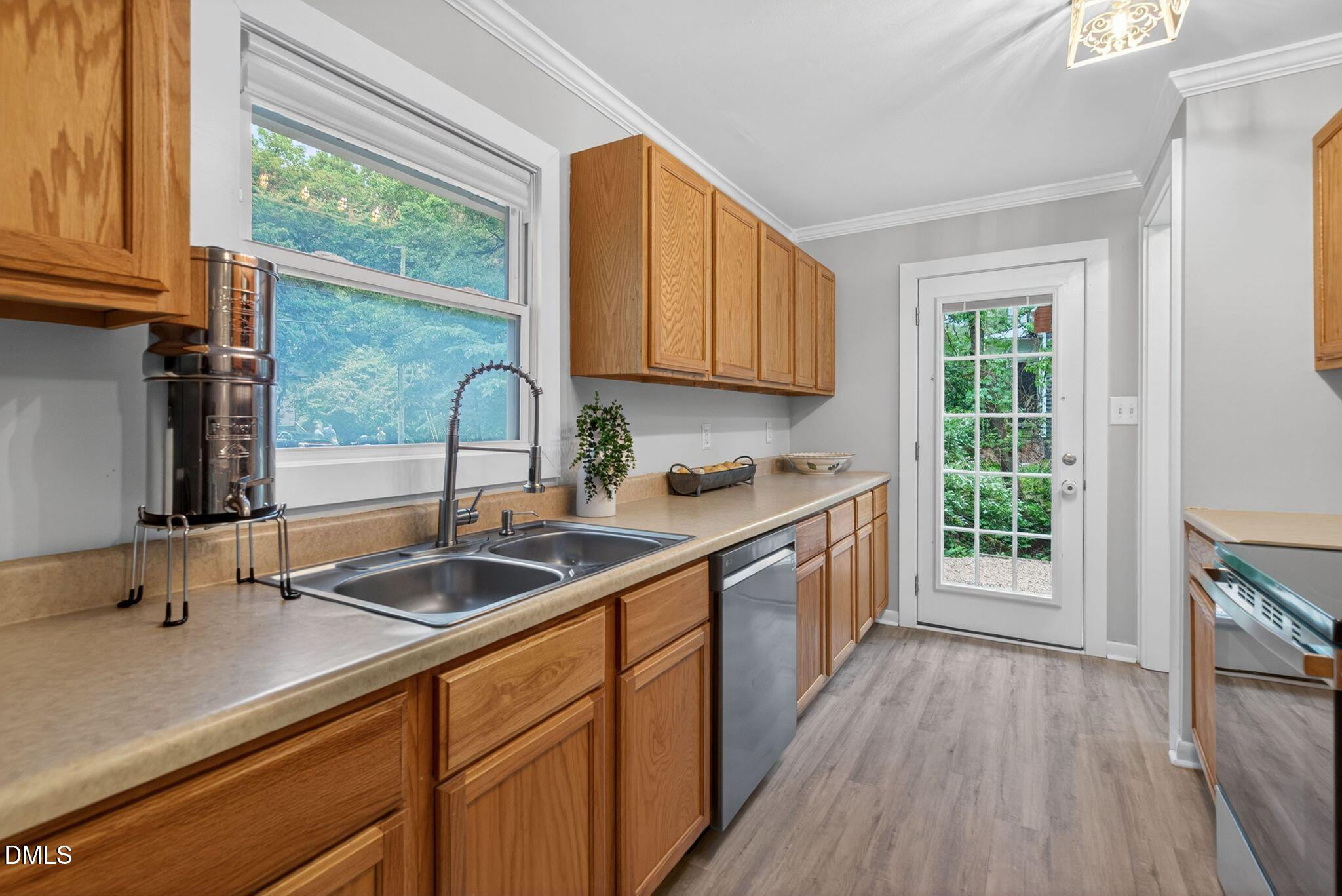 232 Fairview Road Cary, NC 27511 - Photo 10 of 18 62_NJO02611