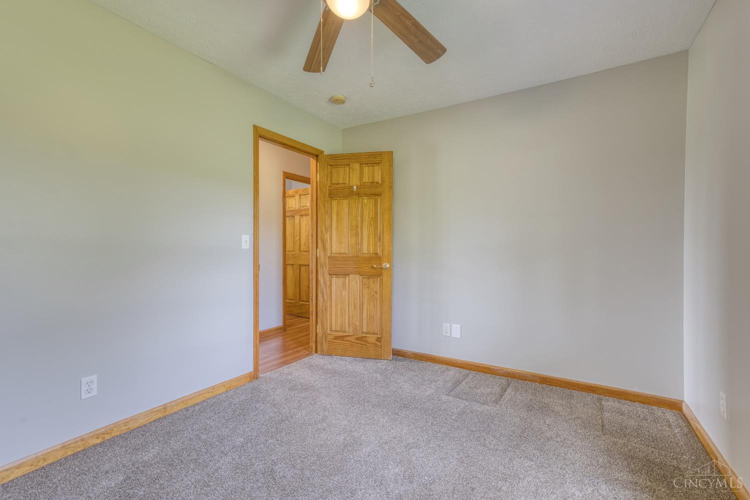 305 Reeder Road Blanchester, OH 45107 - Photo 14 of 33
