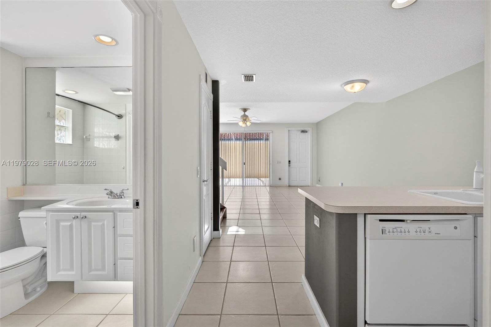 4022 Parkside Drive Jupiter, FL 33458 - Photo 15 of 76