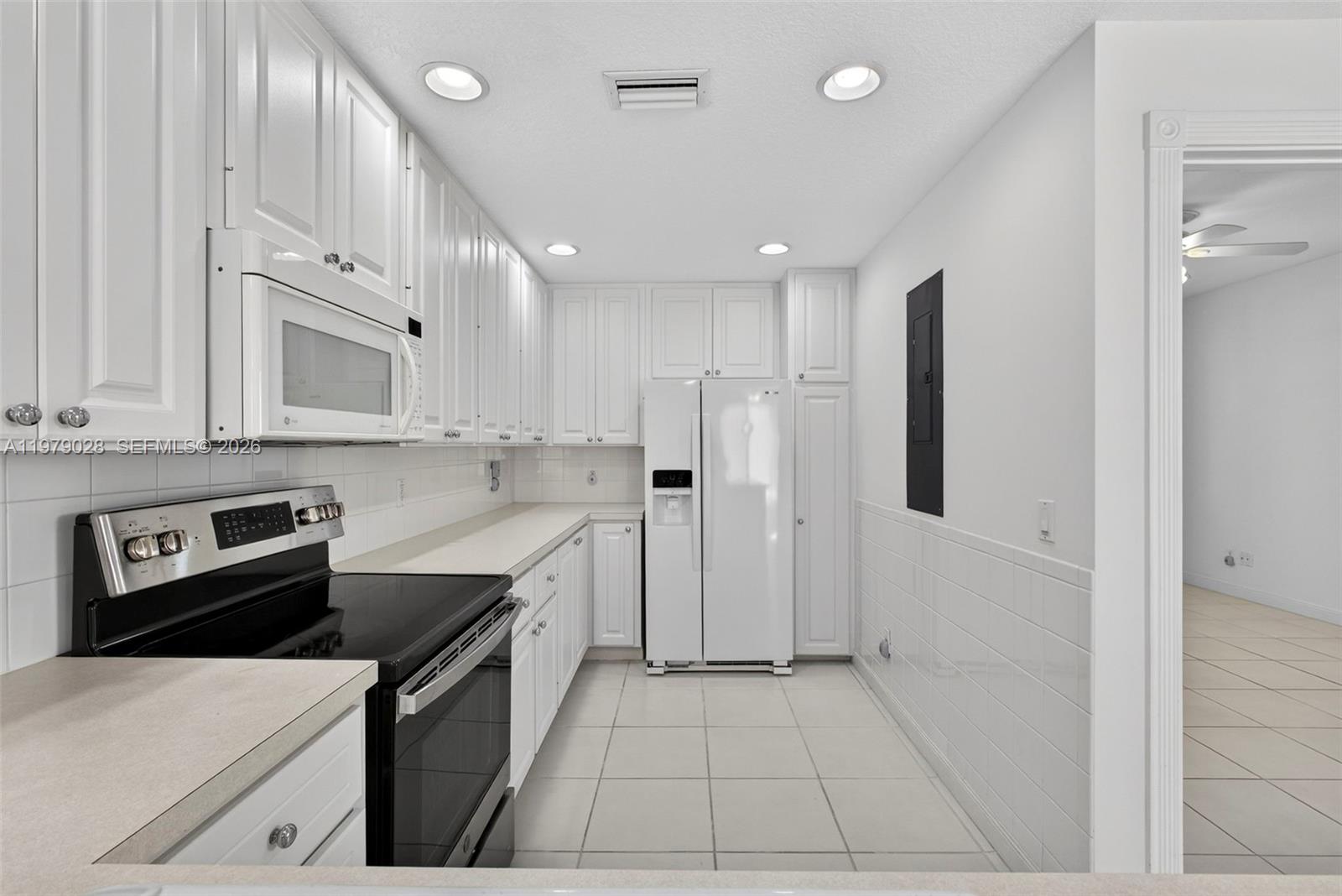4022 Parkside Drive Jupiter, FL 33458 - Photo 18 of 76