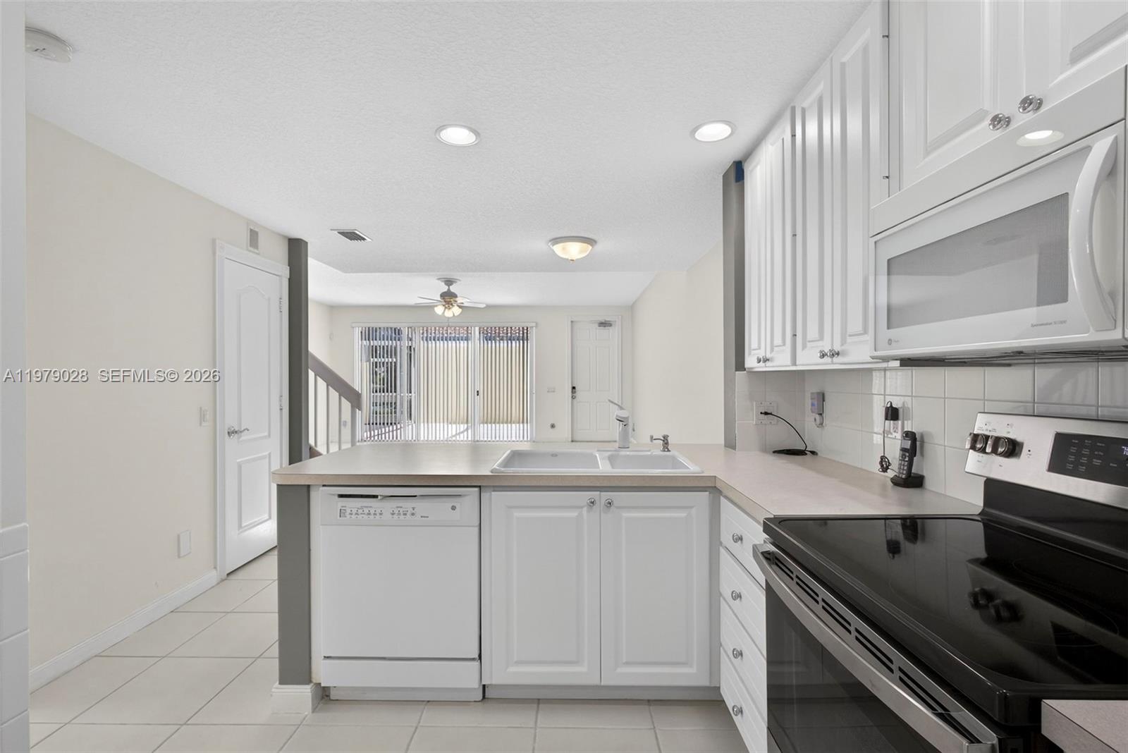 4022 Parkside Drive Jupiter, FL 33458 - Photo 21 of 76