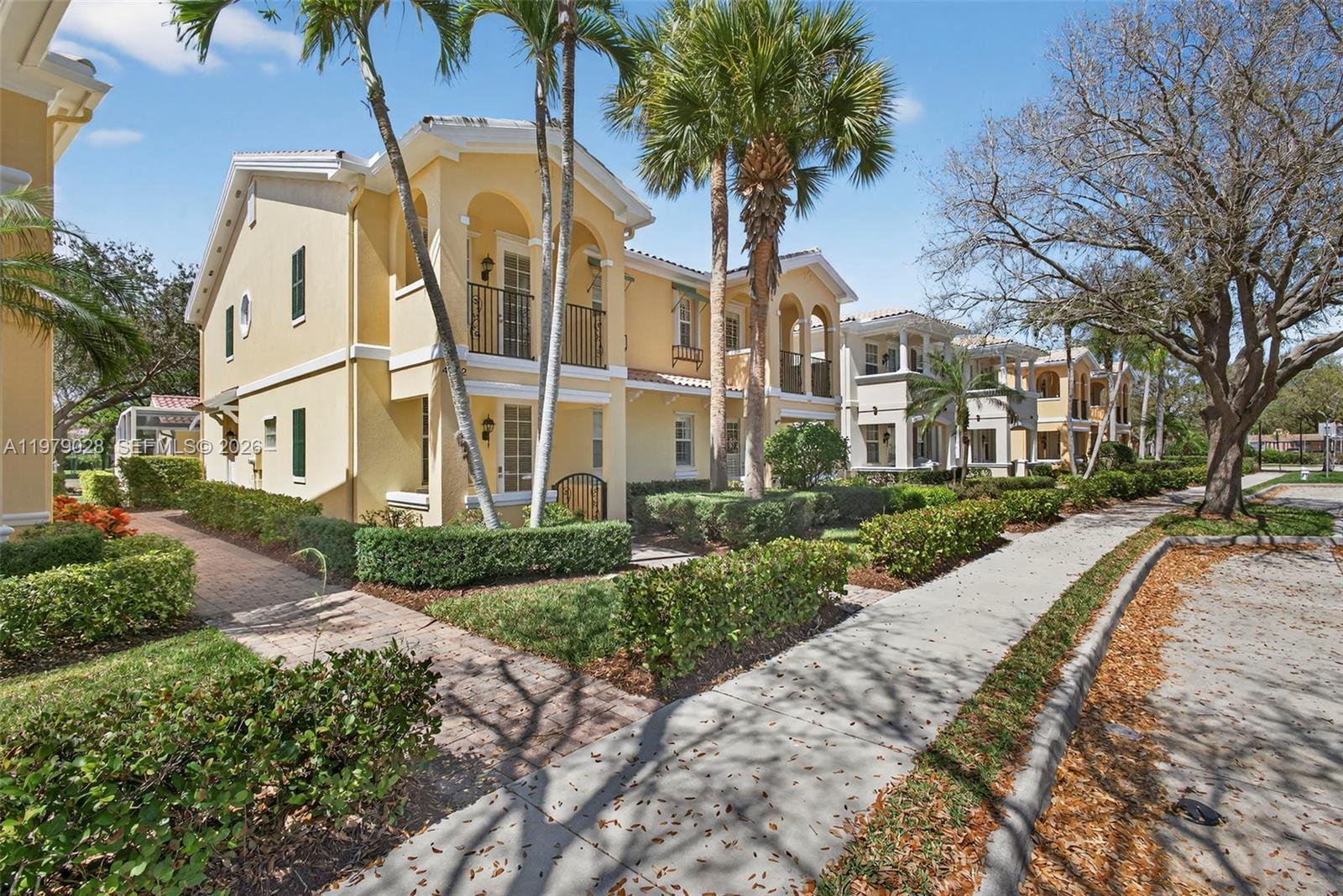 4022 Parkside Drive Jupiter, FL 33458 - Photo 4 of 76