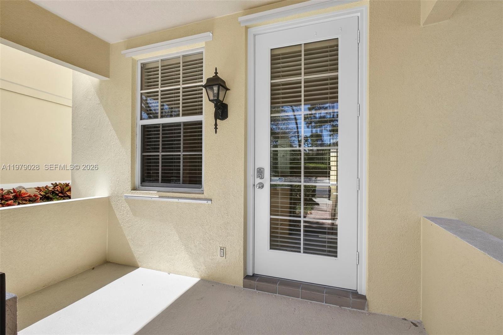 4022 Parkside Drive Jupiter, FL 33458 - Photo 8 of 76