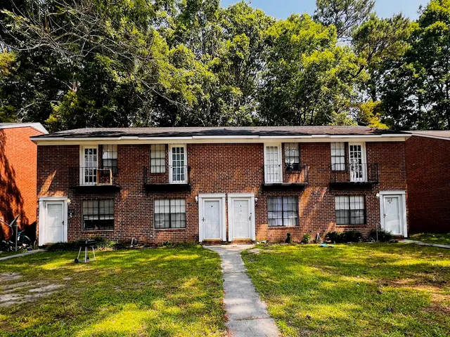 $690,000 | 110 Timber Lane, Summerville, SC 29485