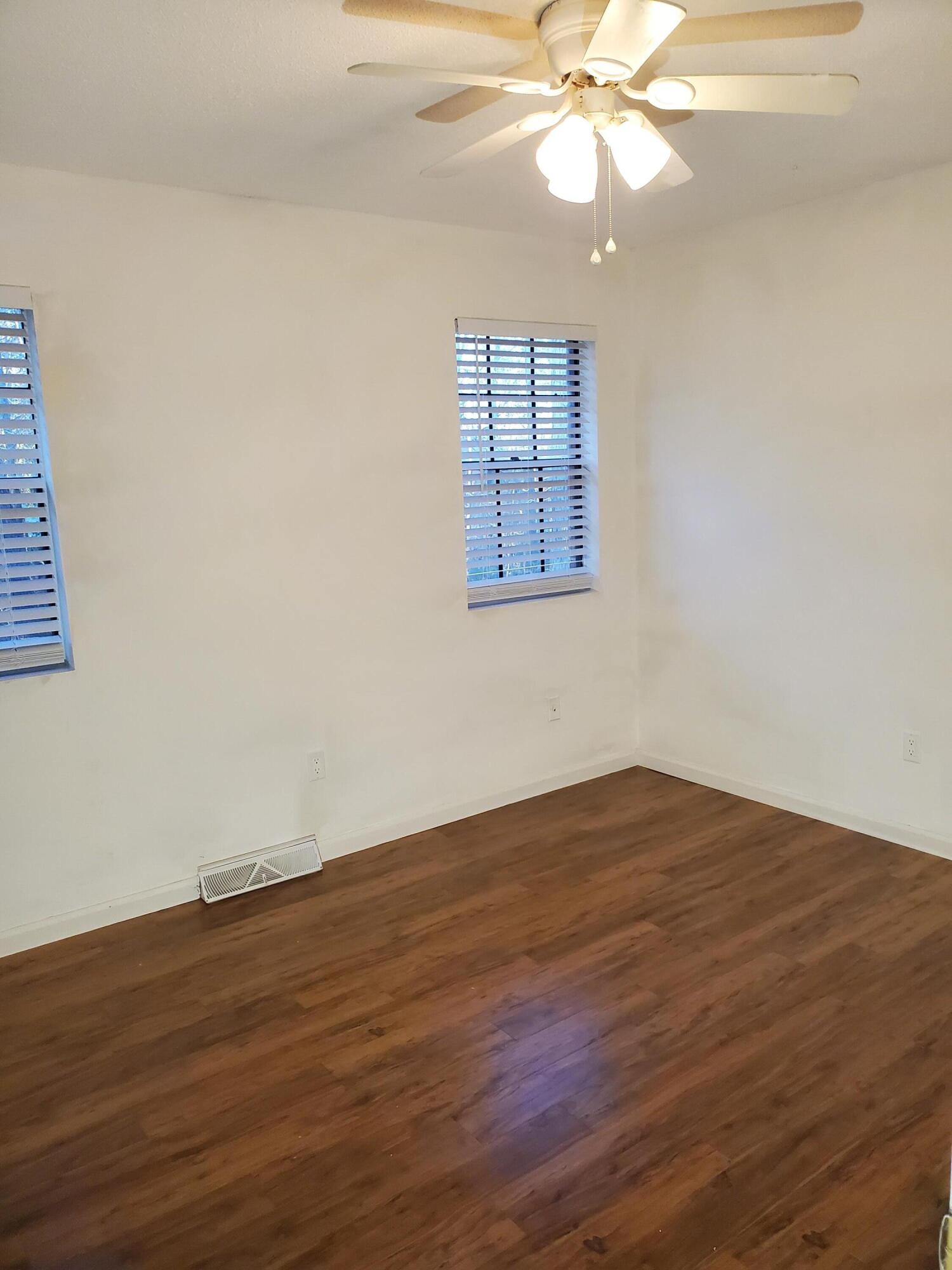 110 Timber Lane Summerville, SC 29485 - Photo 11 of 11 20220225_173253