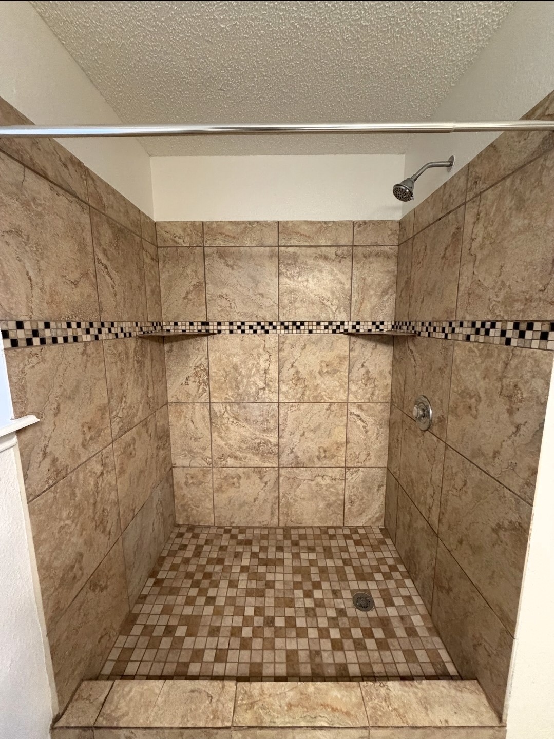 12021 Shady Springs Road Austin, TX 78758 - Photo 22 of 32 Gallery Image 22