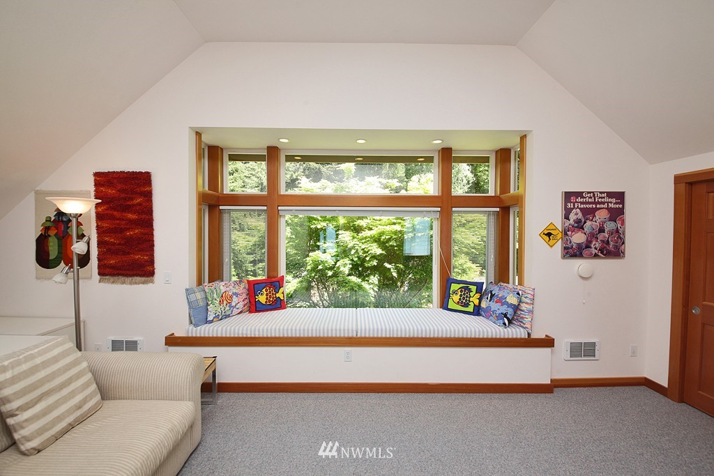 6252 Barr Beach Road Freeland, WA 98249 - Photo 16 of 25