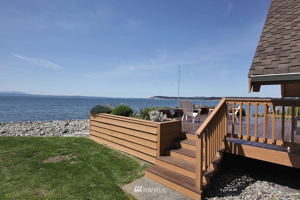 6252 Barr Beach Road Freeland, WA 98249 - Photo 21 of 25