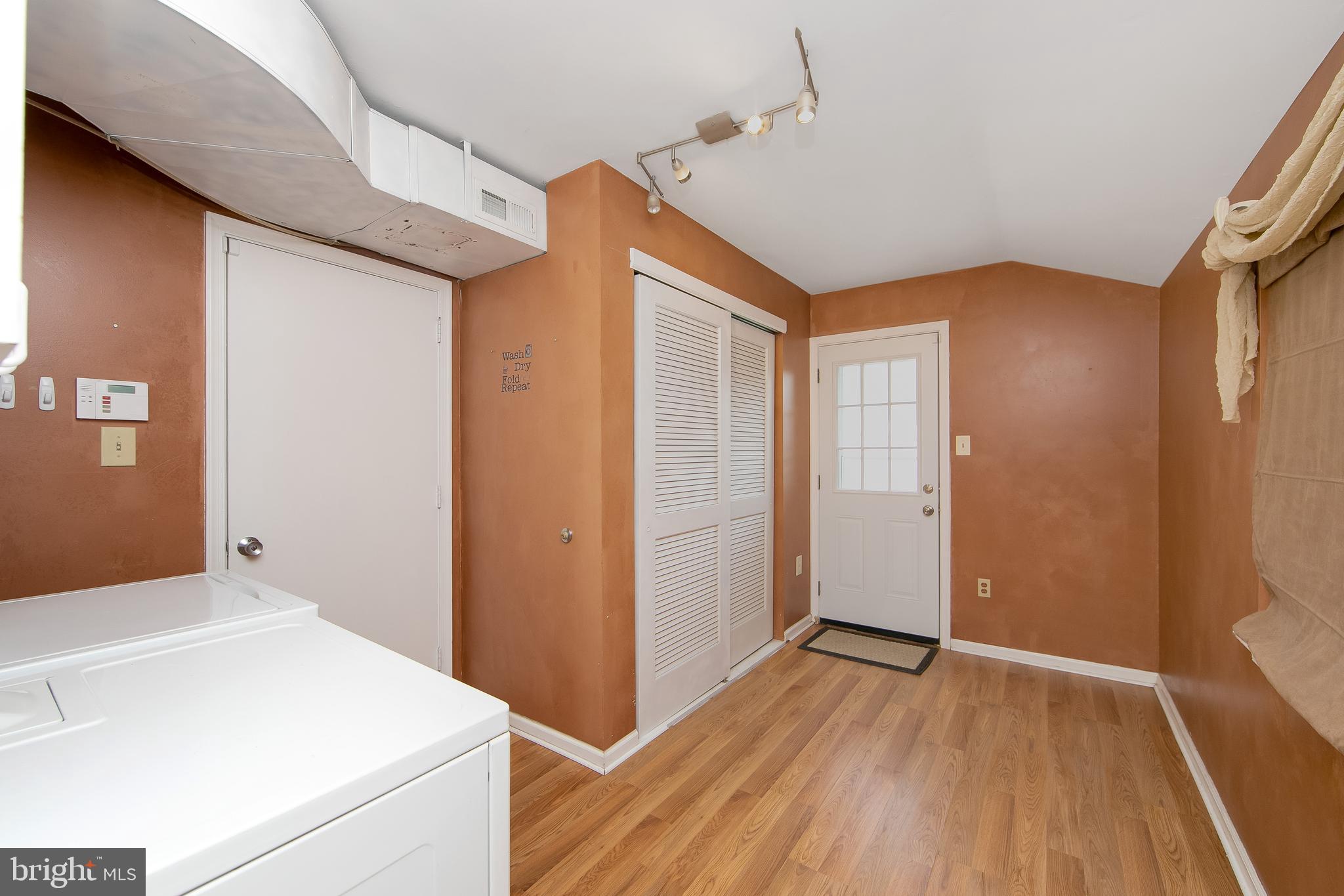 37 Hilliard Way Sewell, NJ 08080 - Photo 12 of 45