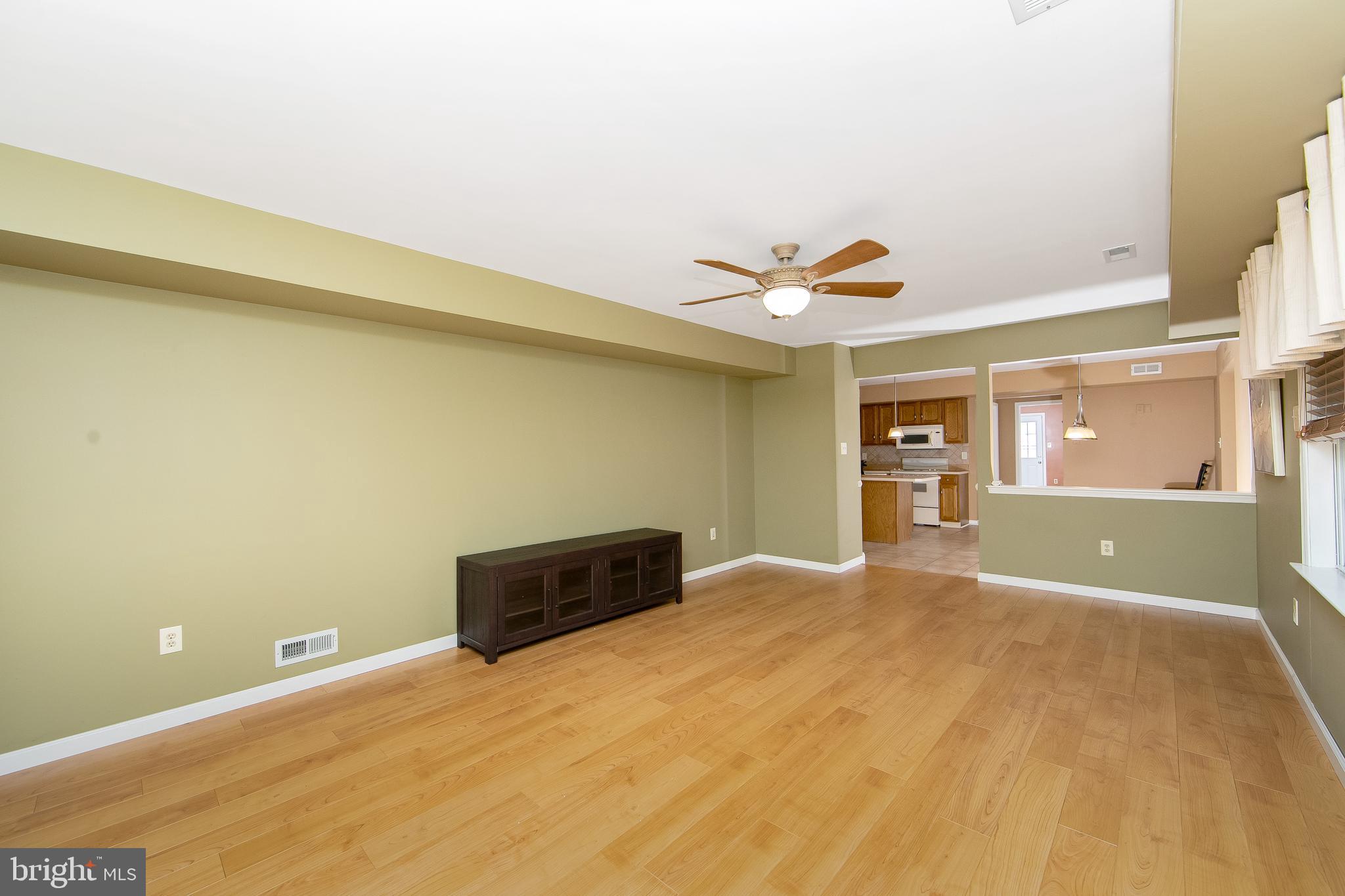 37 Hilliard Way Sewell, NJ 08080 - Photo 16 of 45