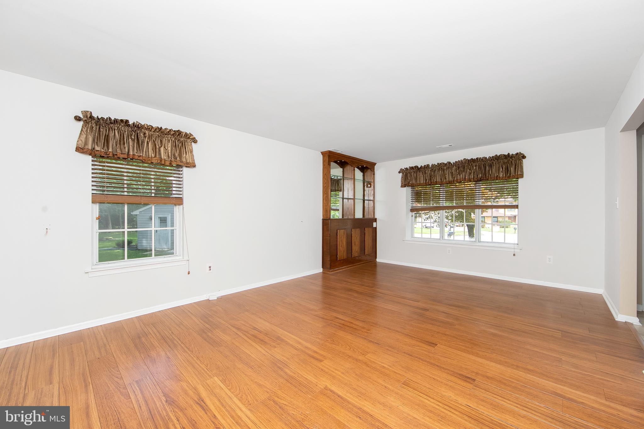 37 Hilliard Way Sewell, NJ 08080 - Photo 17 of 45