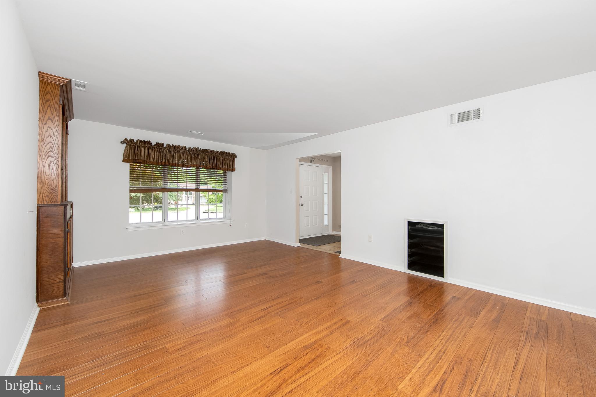 37 Hilliard Way Sewell, NJ 08080 - Photo 18 of 45