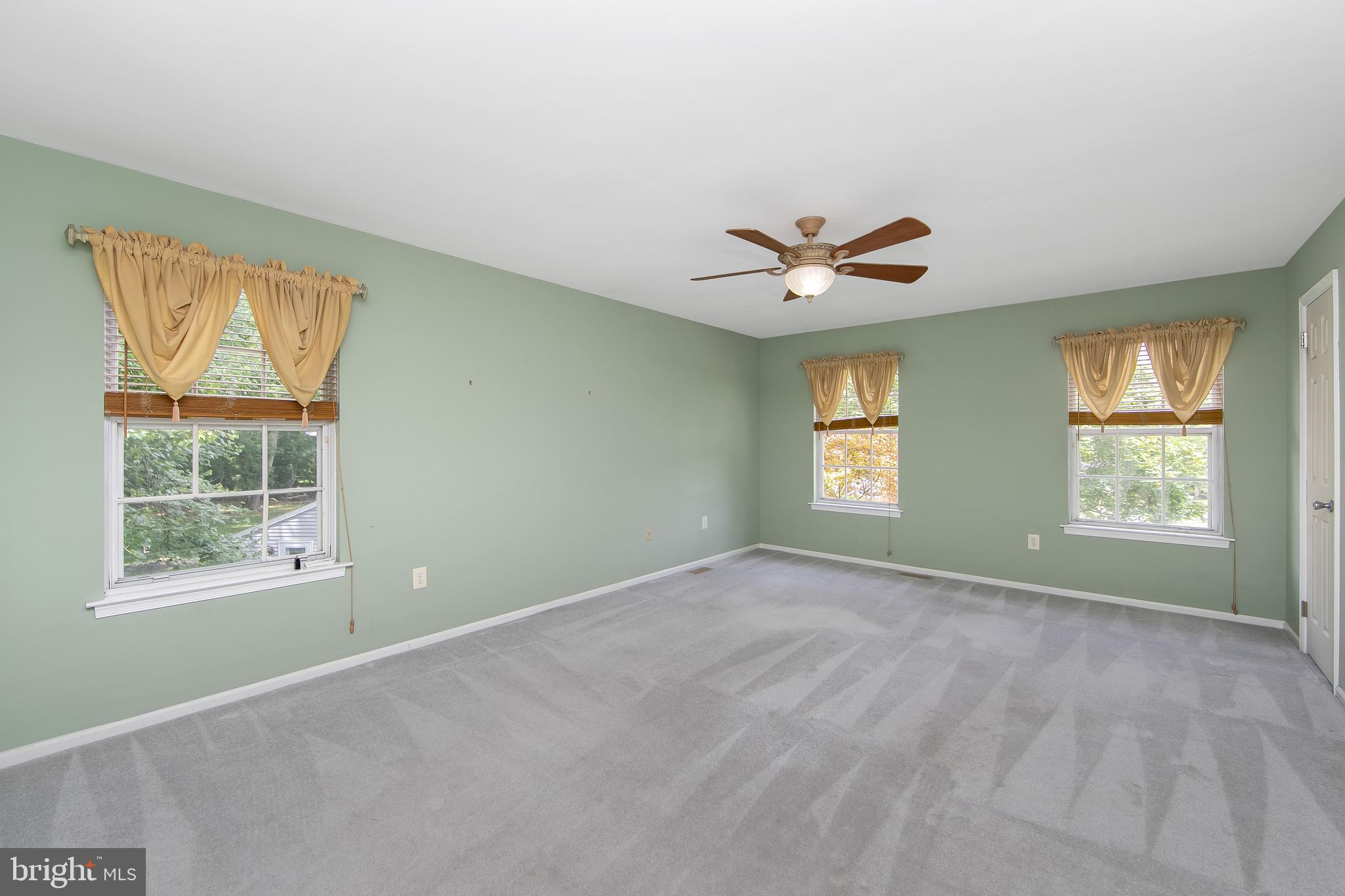 37 Hilliard Way Sewell, NJ 08080 - Photo 24 of 45