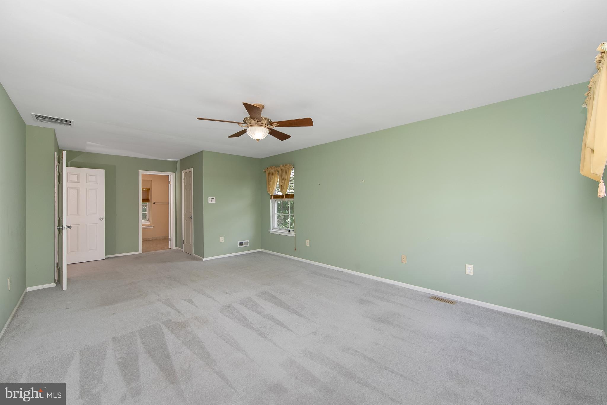 37 Hilliard Way Sewell, NJ 08080 - Photo 25 of 45