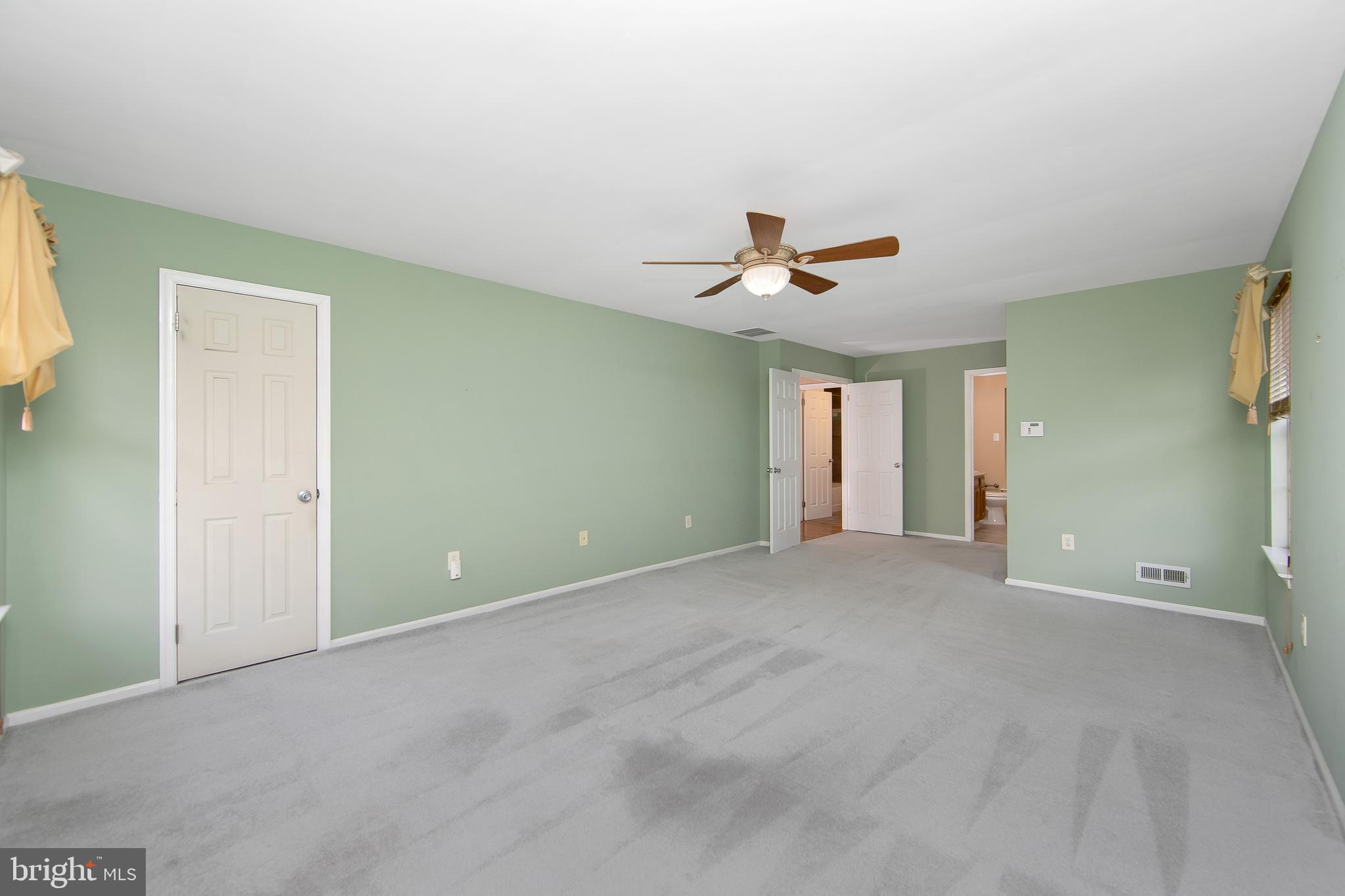 37 Hilliard Way Sewell, NJ 08080 - Photo 26 of 45