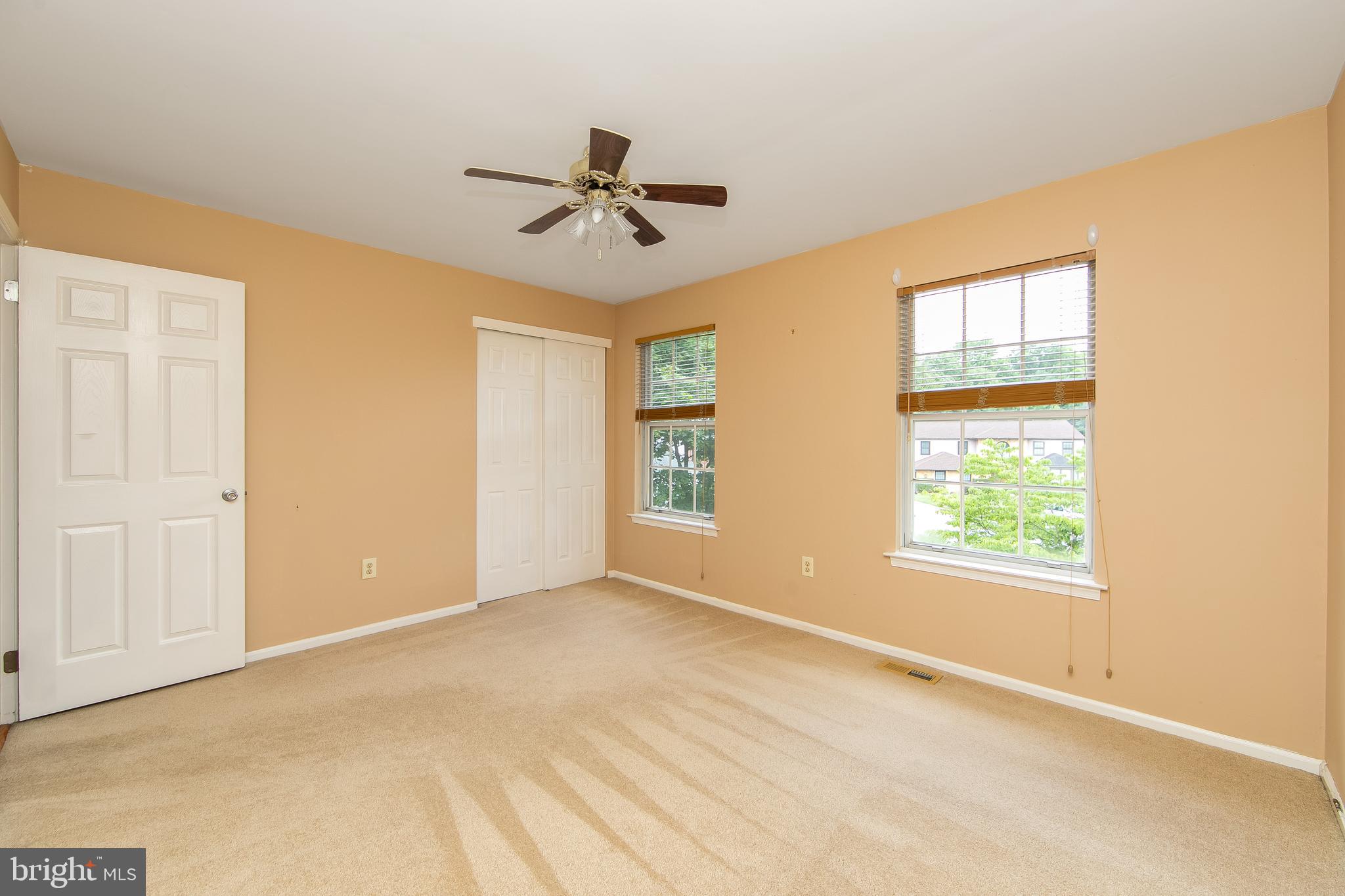 37 Hilliard Way Sewell, NJ 08080 - Photo 36 of 45