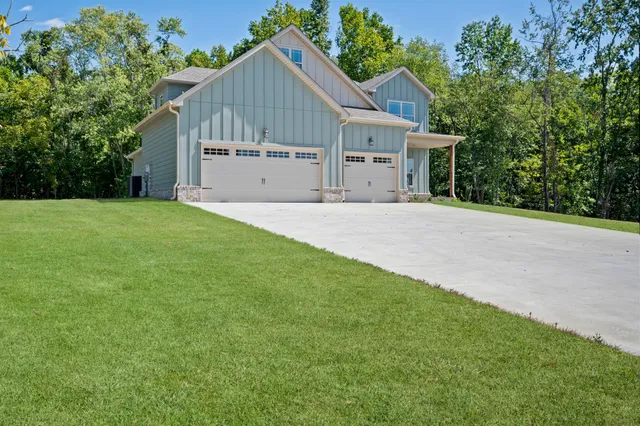 $629,900 | 1749 Powell Road, Clarksville, TN 37043