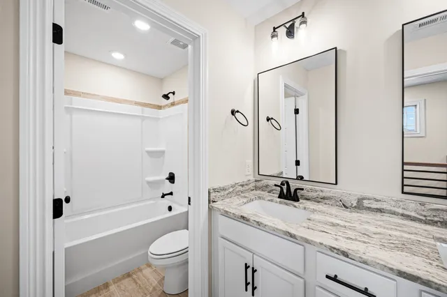 $629,900 | 1749 Powell Road, Clarksville, TN 37043