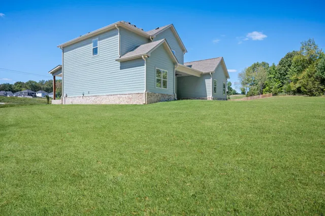 $629,900 | 1749 Powell Road, Clarksville, TN 37043