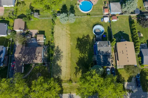 $20,000 | 1414 North Pleasant Drive, Round Lake Beach, IL 60073