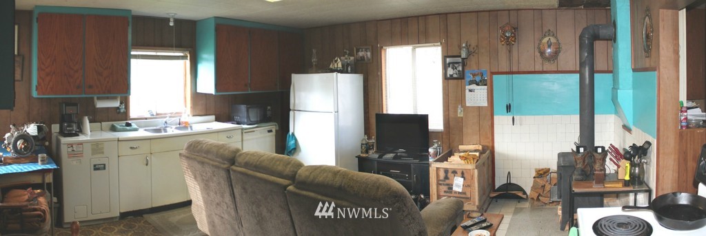 61309 South Cascade Road Marblemount, WA 98267 - Photo 4 of 13 Gallery Image 4