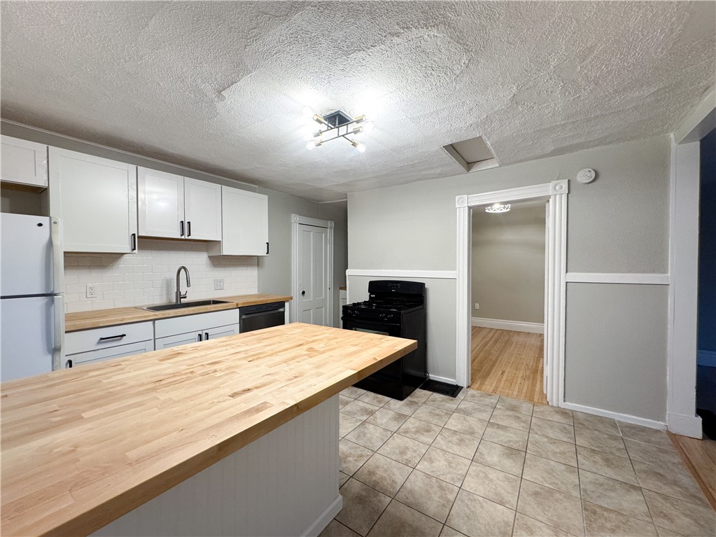 102 Gregory Street, Unit 2 Rochester, NY 14620 - Photo 11 of 19