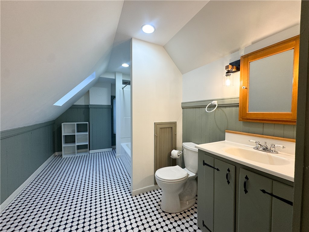 102 Gregory Street, Unit 2 Rochester, NY 14620 - Photo 15 of 19