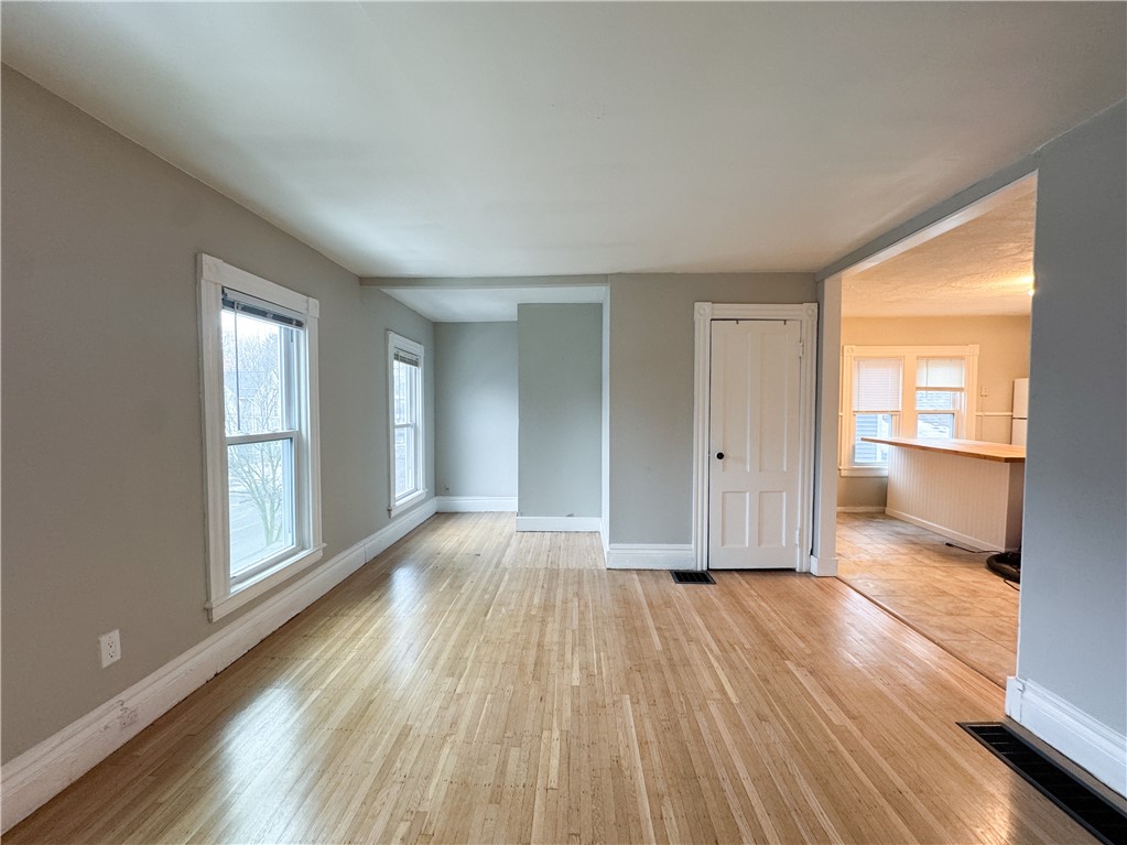 102 Gregory Street, Unit 2 Rochester, NY 14620 - Photo 4 of 19