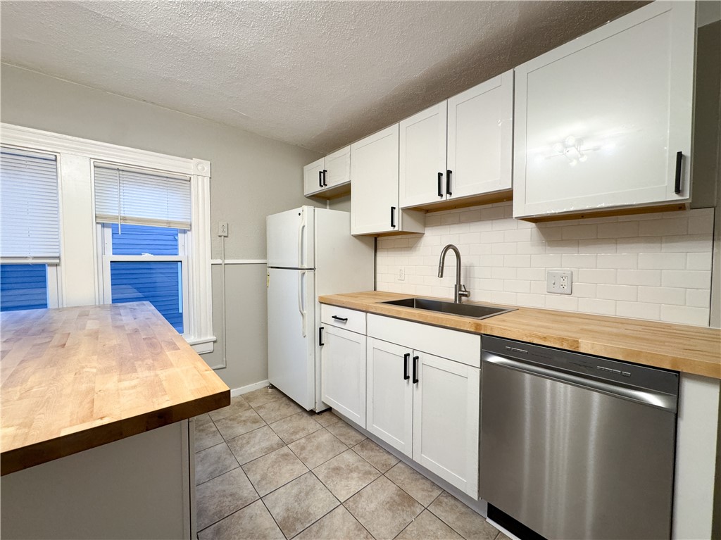 102 Gregory Street, Unit 2 Rochester, NY 14620 - Photo 8 of 19