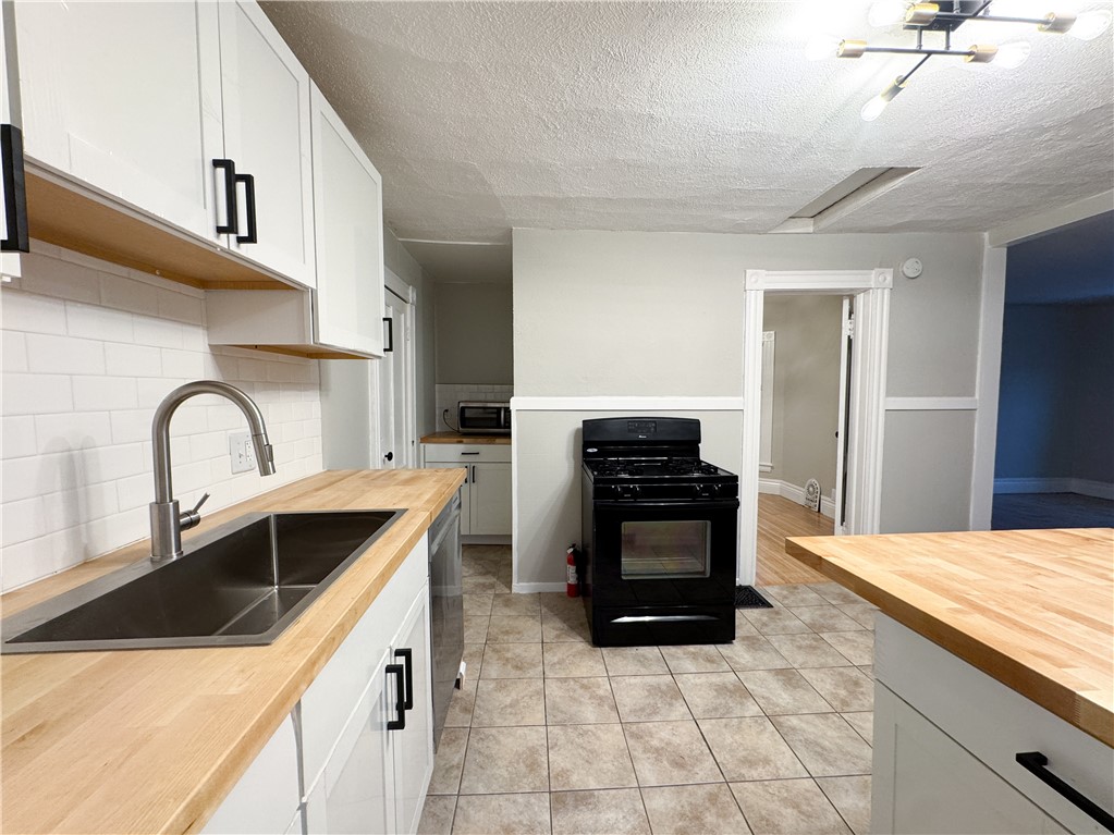 102 Gregory Street, Unit 2 Rochester, NY 14620 - Photo 10 of 19