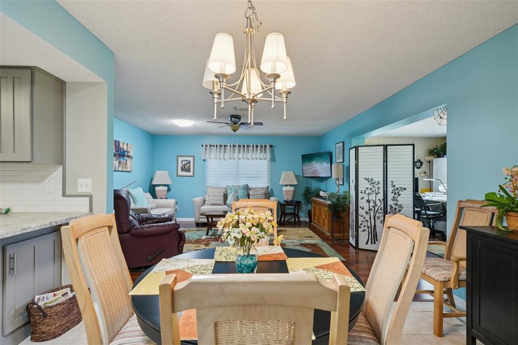 2003 Halidom Way Sun City Center, FL 33573 - Photo 14 of 87