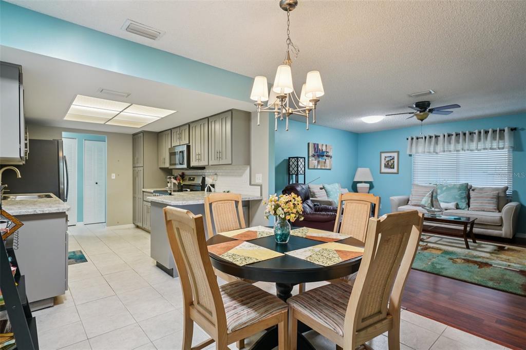 2003 Halidom Way Sun City Center, FL 33573 - Photo 15 of 87