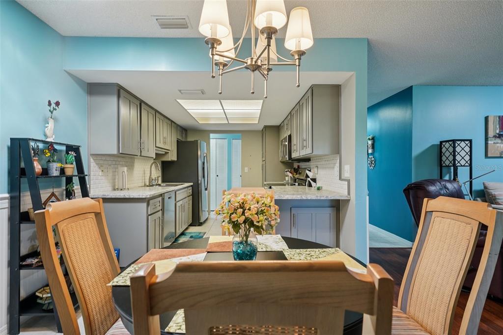 2003 Halidom Way Sun City Center, FL 33573 - Photo 16 of 87