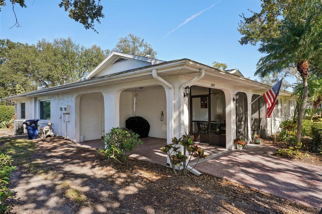 2003 Halidom Way Sun City Center, FL 33573 - Photo 2 of 87