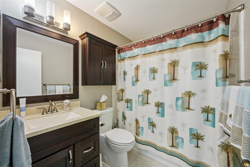 2003 Halidom Way Sun City Center, FL 33573 - Photo 39 of 87