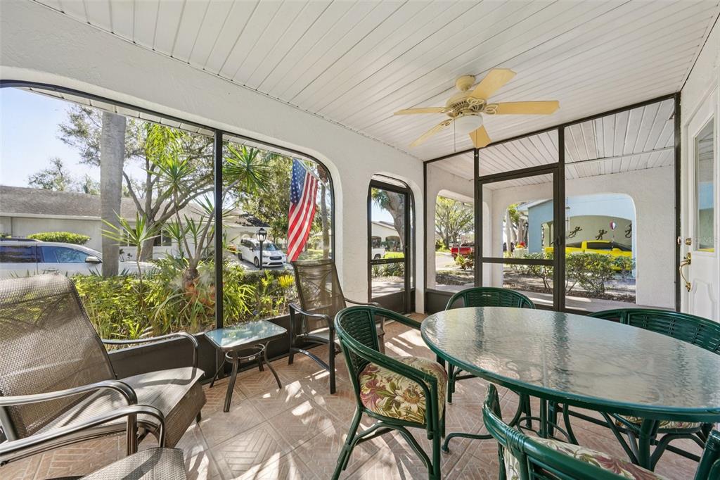 2003 Halidom Way Sun City Center, FL 33573 - Photo 5 of 87