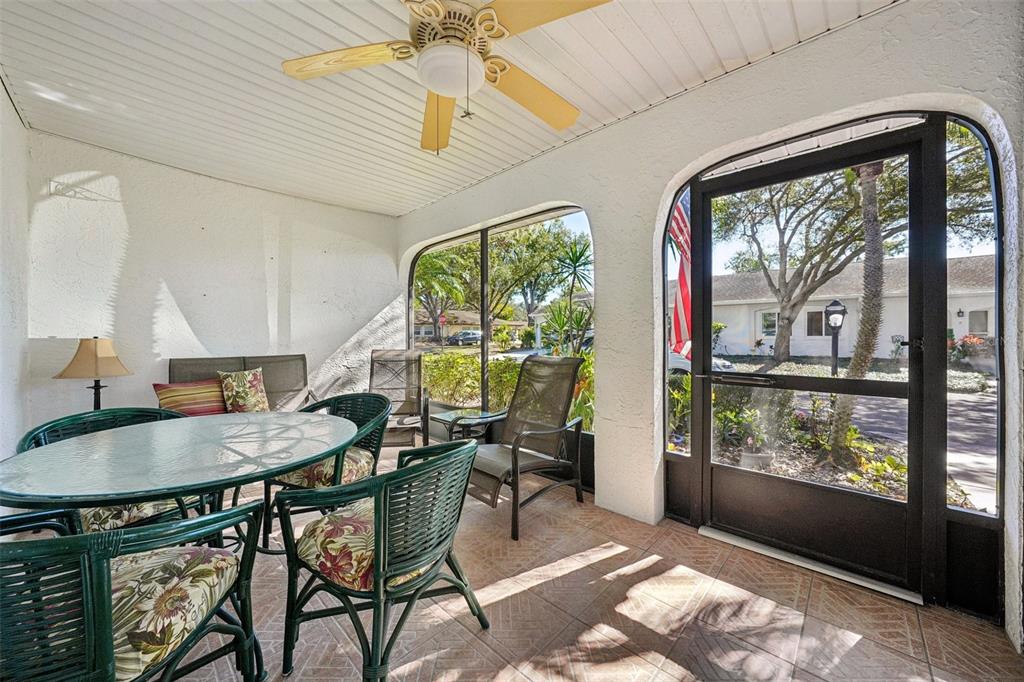 2003 Halidom Way Sun City Center, FL 33573 - Photo 6 of 87