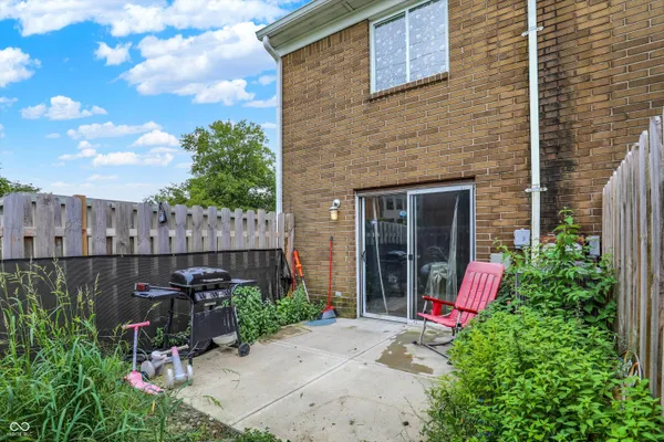 $124,900 | 2830 Country Estates Drive, Indianapolis, IN 46227