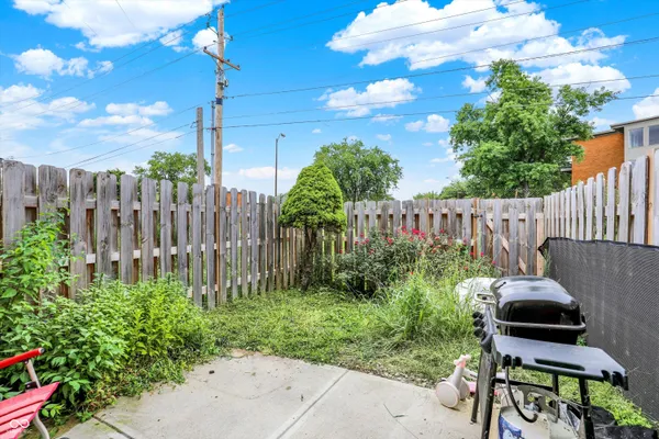 $124,900 | 2830 Country Estates Drive, Indianapolis, IN 46227