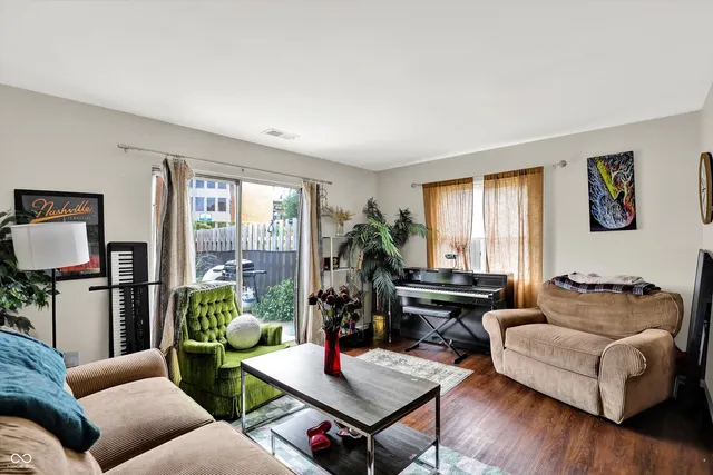 $124,900 | 2830 Country Estates Drive, Indianapolis, IN 46227