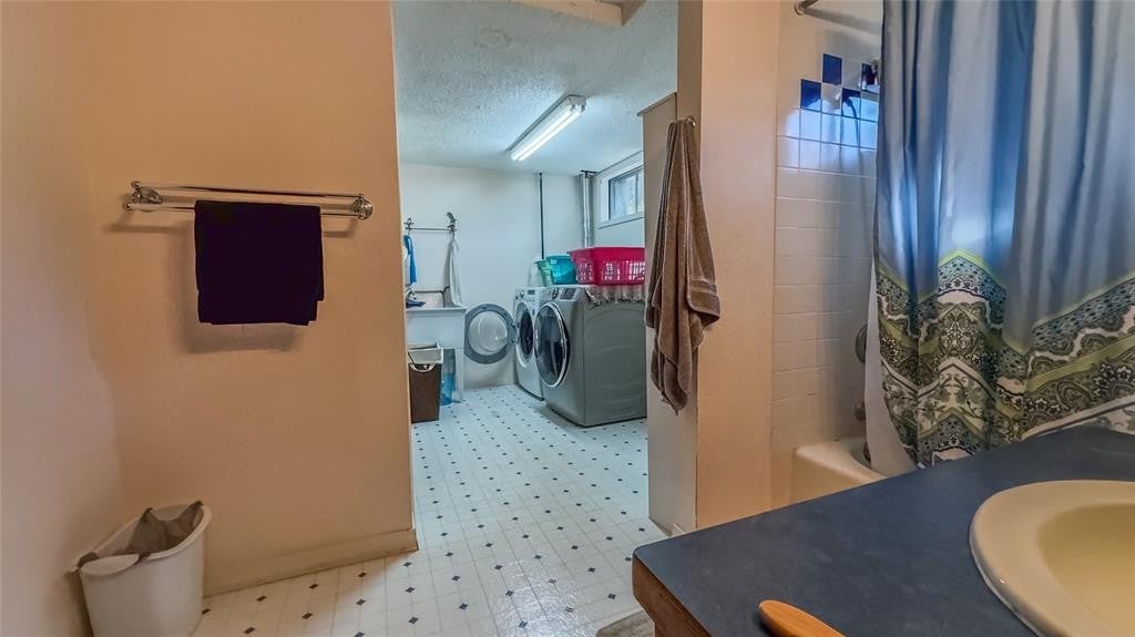 47 Bridle Bit Loop Clancy, MT 59634 - Photo 25 of 34 Lower Bath and Laundry