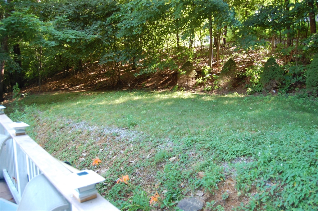 9 Gay Road Brookfield, MA 01506 - Photo 27 of 30