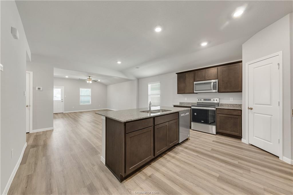 5350 Samuel Run Bryan, TX 77807 - Photo 2 of 14