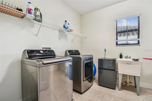 $999,900 | 2713 Calvano Drive, Land O' Lakes, FL 34639