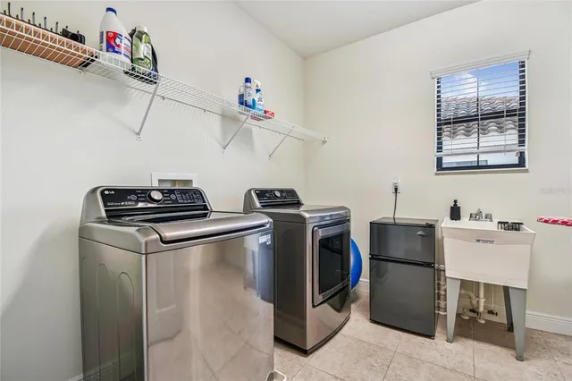 $999,900 | 2713 Calvano Drive, Land O' Lakes, FL 34639