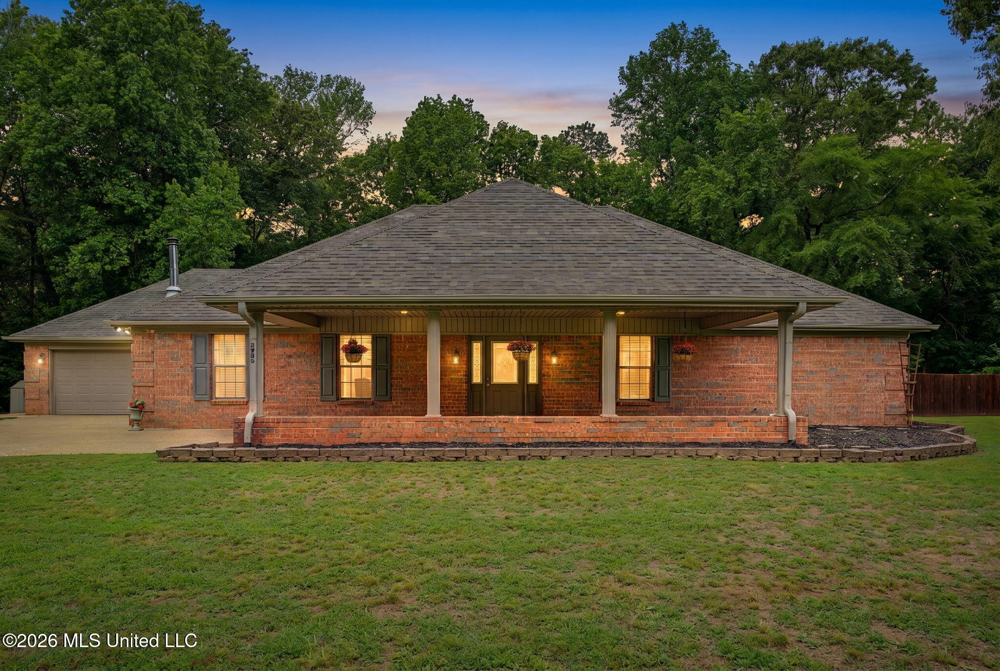 5083 McCracken Road Hernando, MS 38632 - Photo 2 of 50 1-web-or-mls-5083 McCracken Rd-0 Twiligh
