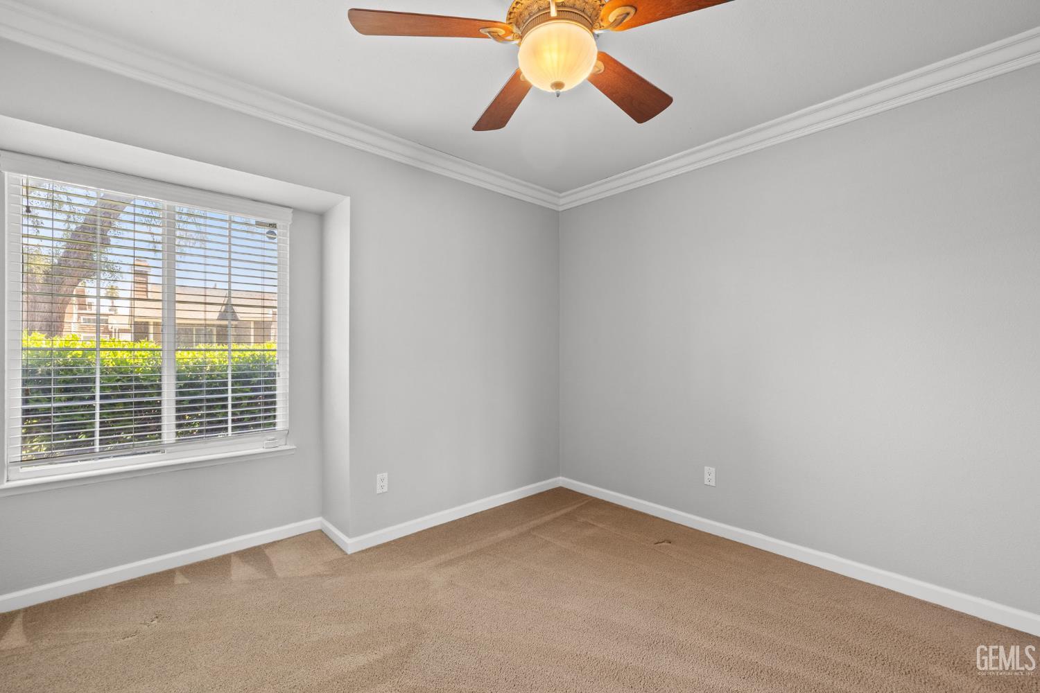 Undisclosed Address Bakersfield, CA 93309 - Photo 35 of 42 an empty room with a window