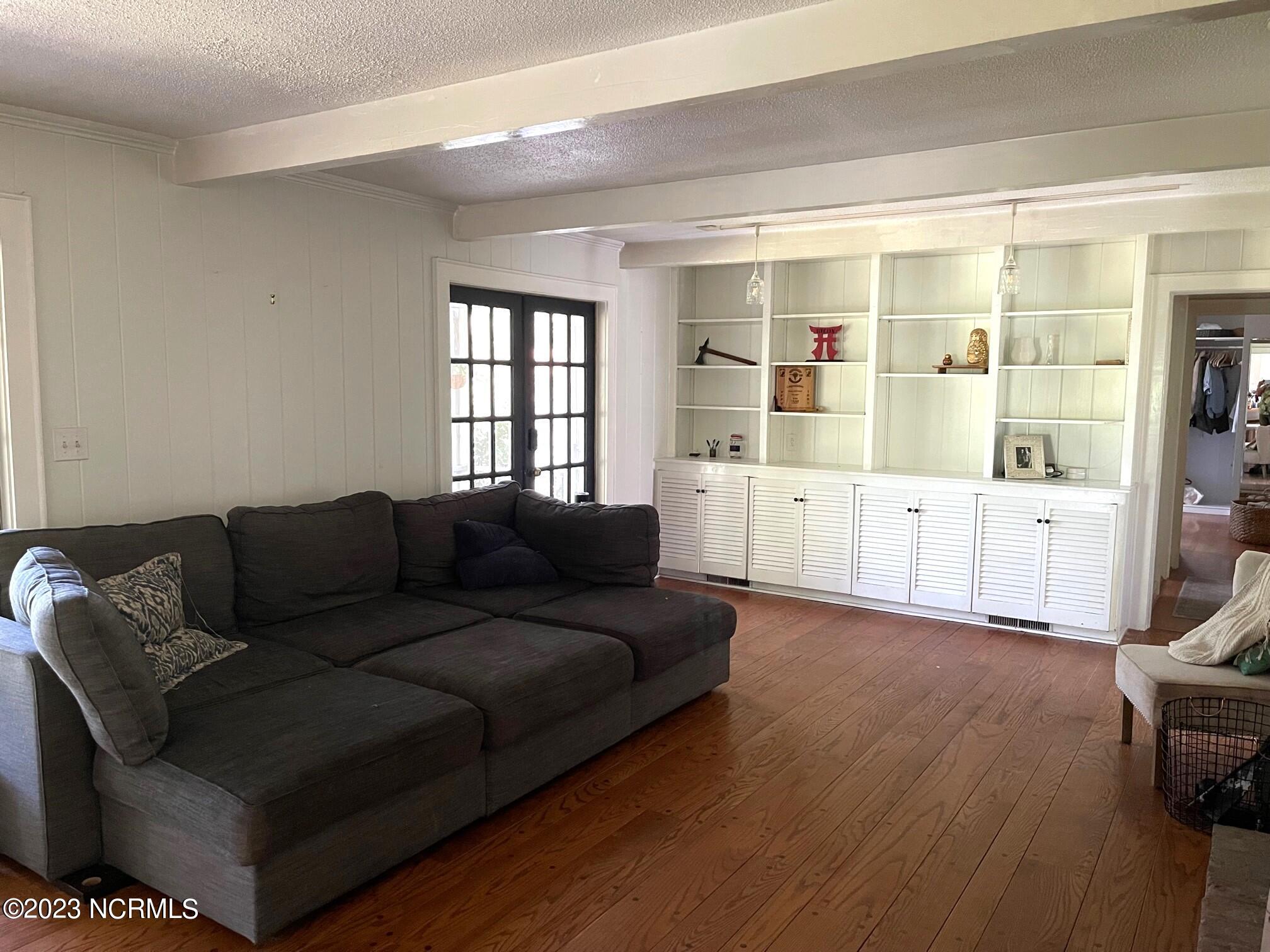 720 Barber Road Southern Pines, NC 28387 - Photo 65 of 78 Living Room