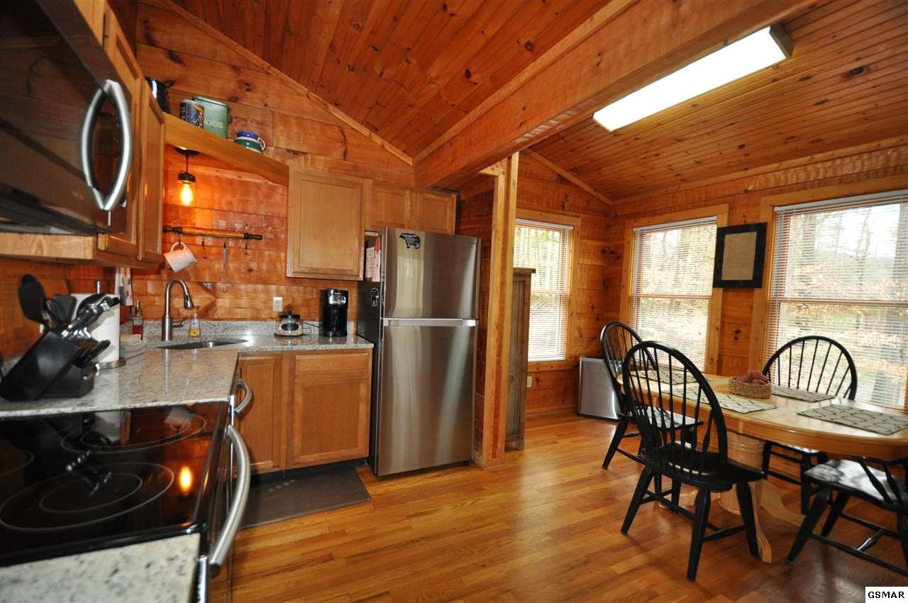 163 Sequoyah Village Road Townsend, TN 37882 - Photo 11 of 26 Gallery Image 11