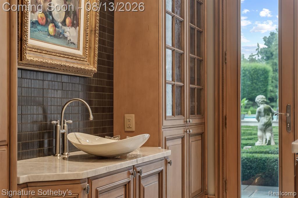 18101 Sheldon Road Northville, MI 48168 - Photo 24 of 99 Gallery Image 24